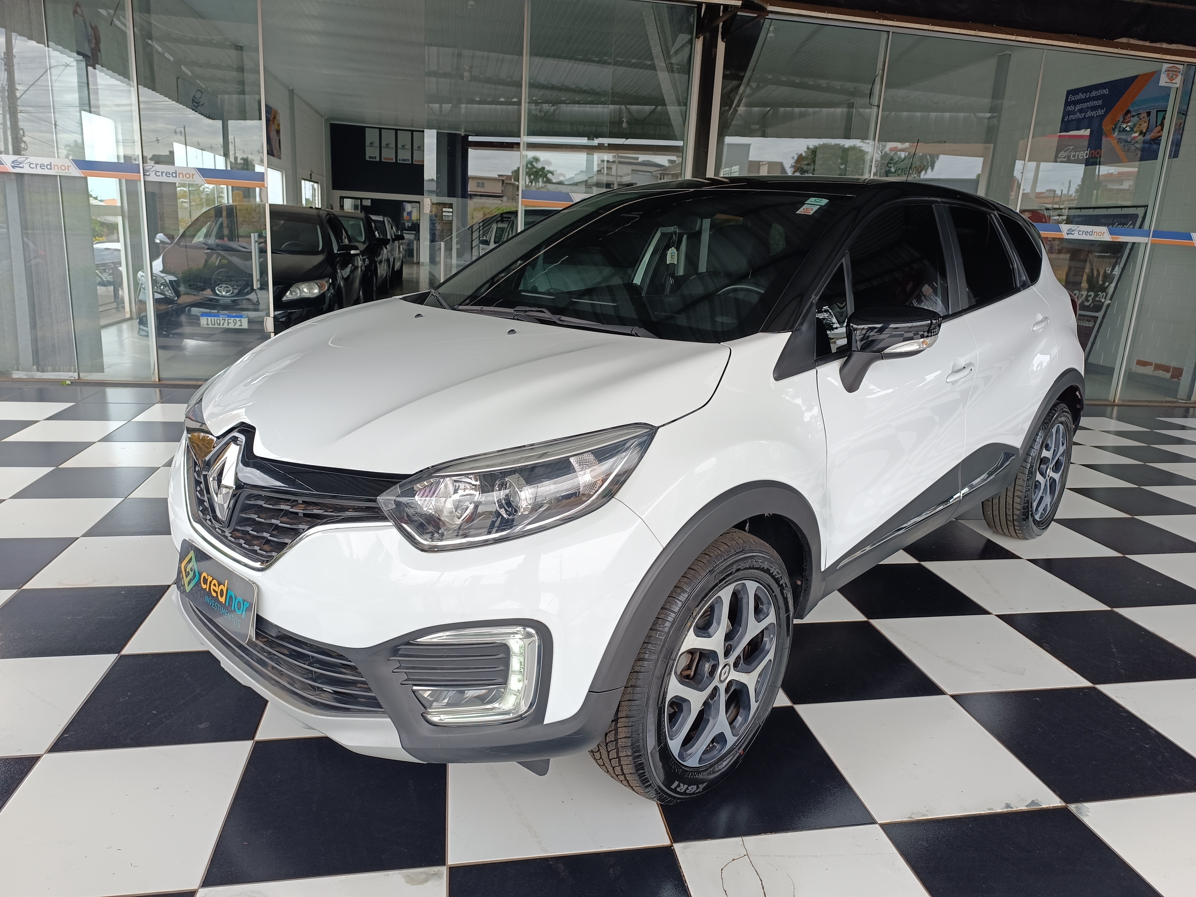 RENAULT CAPTUR INTENSE 1.6 AT 2020
