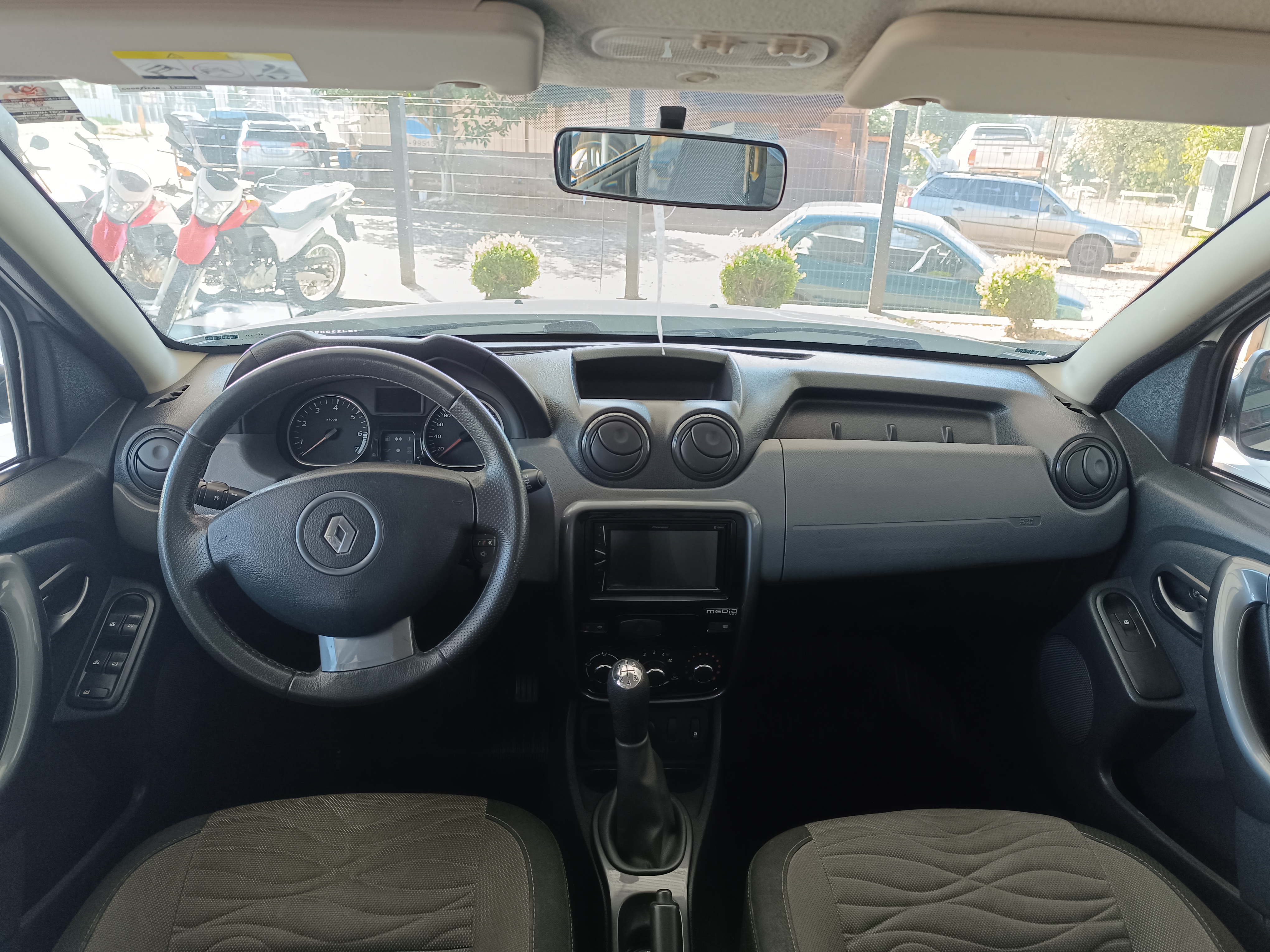 DUSTER DYNAMIQUE 1.6 FLEX 2014 — miniatura