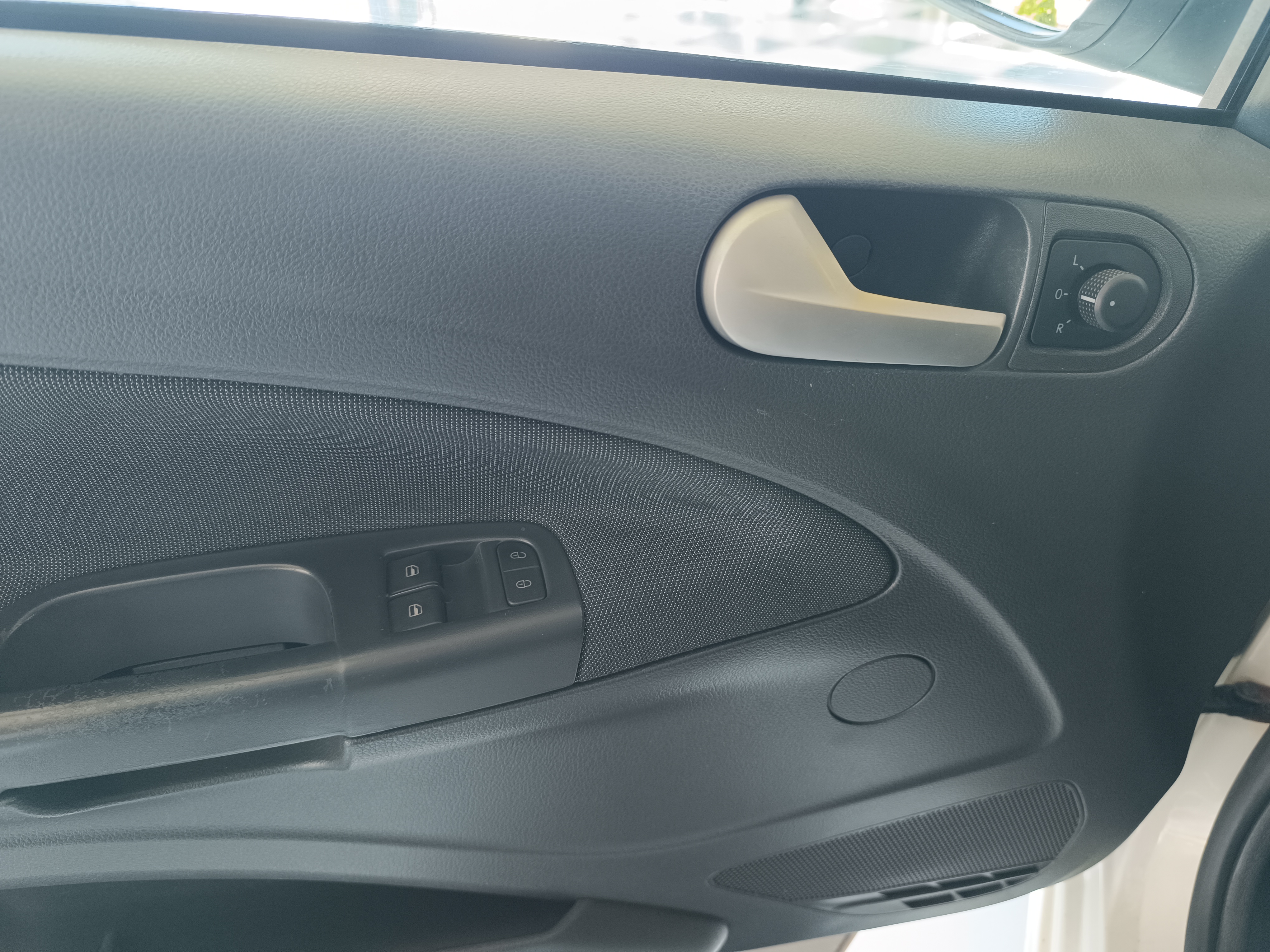 VW SAVEIRO TRENDLINE 1.6 CS 2016 — miniatura