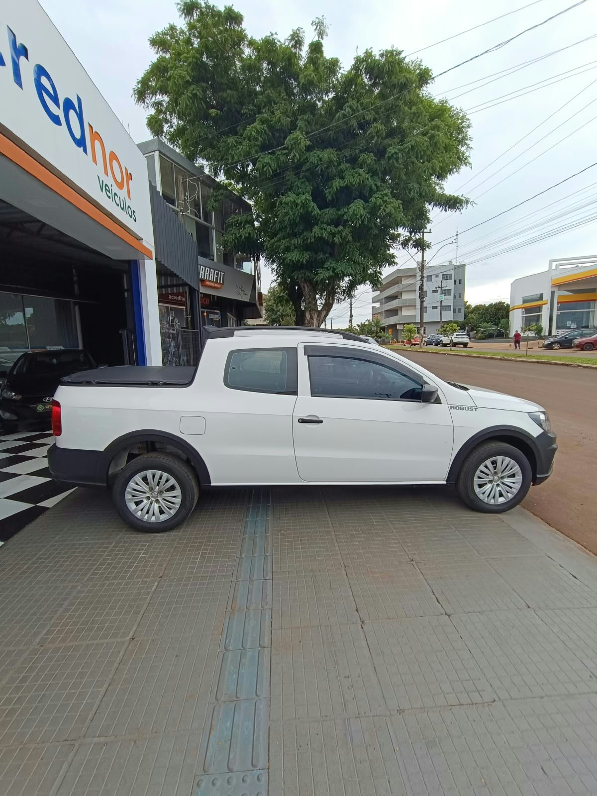 Volkswagen Saveiro Cabine Dupla — miniatura