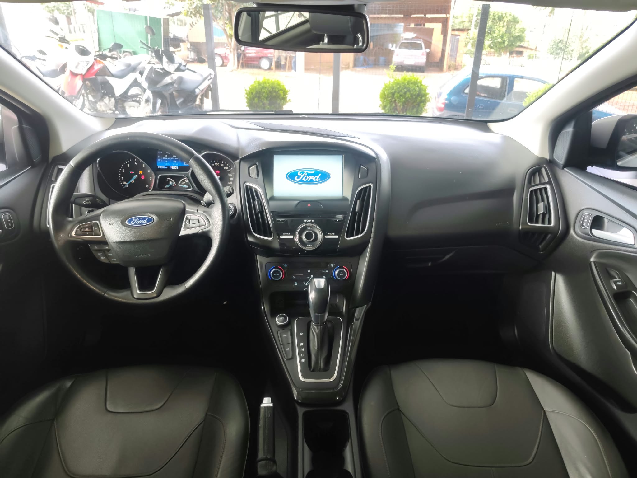 Ford Focus Titanium Plus — miniatura