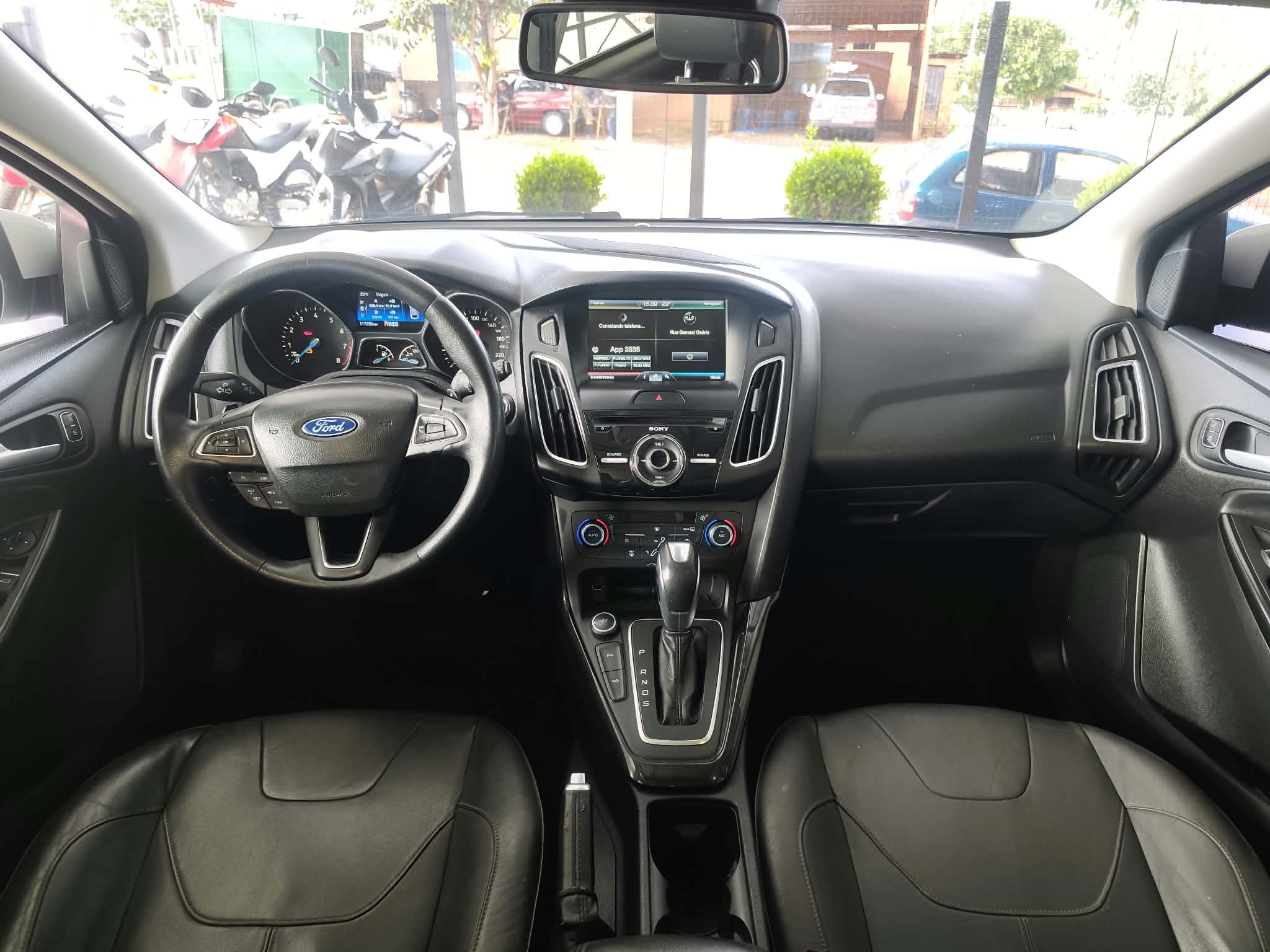Ford Focus Titanium Plus — miniatura
