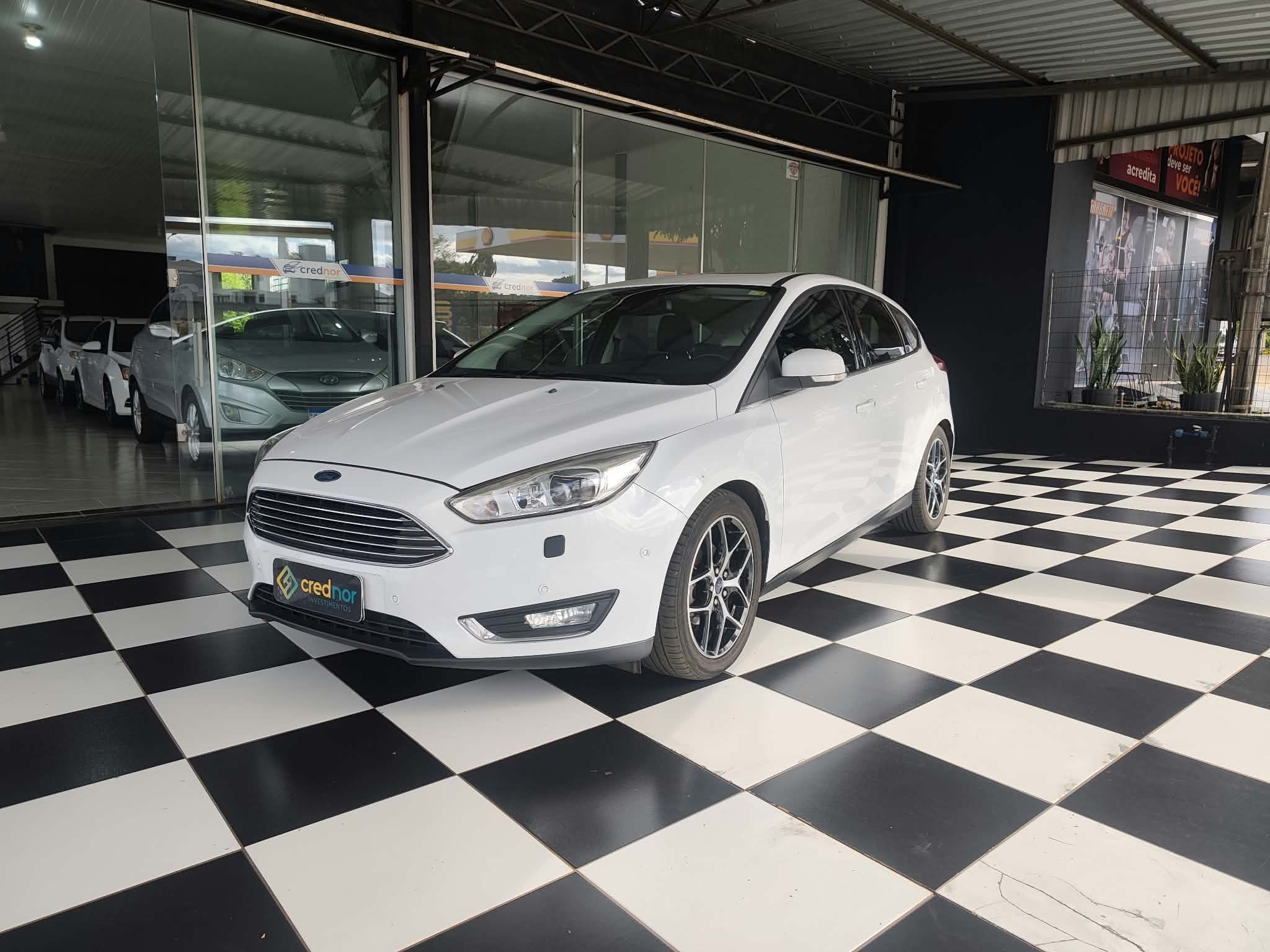 Ford Focus Titanium Plus — miniatura