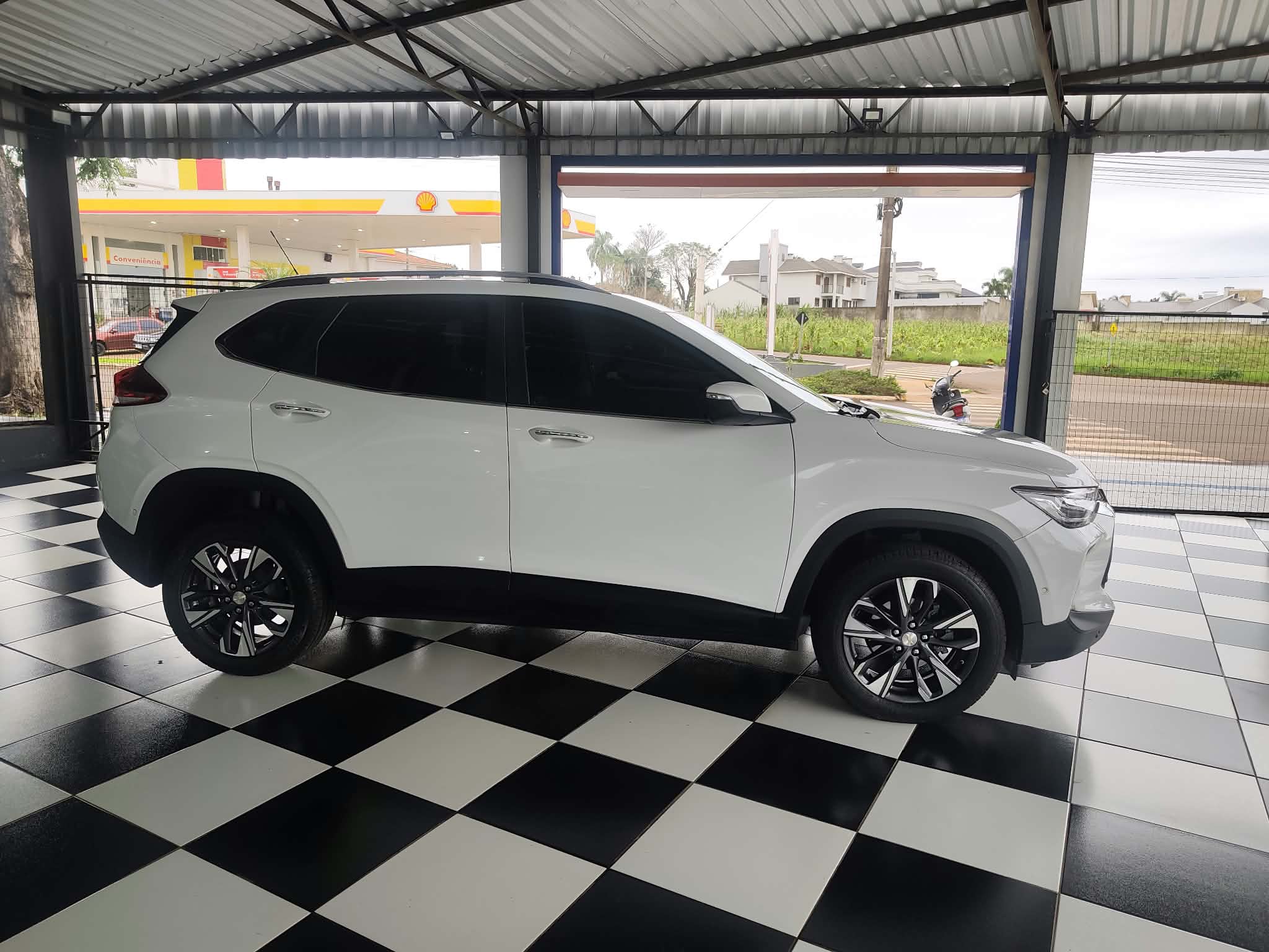 Chevrolet Tracker Premier — miniatura