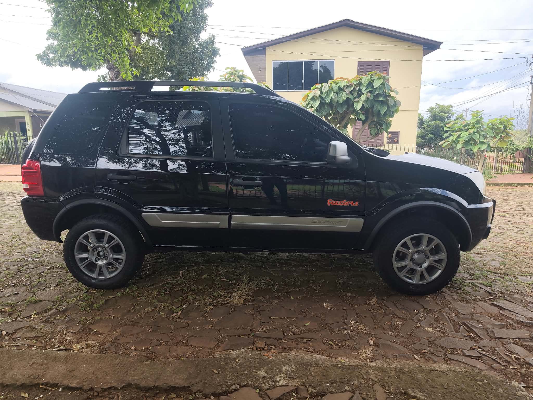 Ford Ecosport Freestyle — miniatura