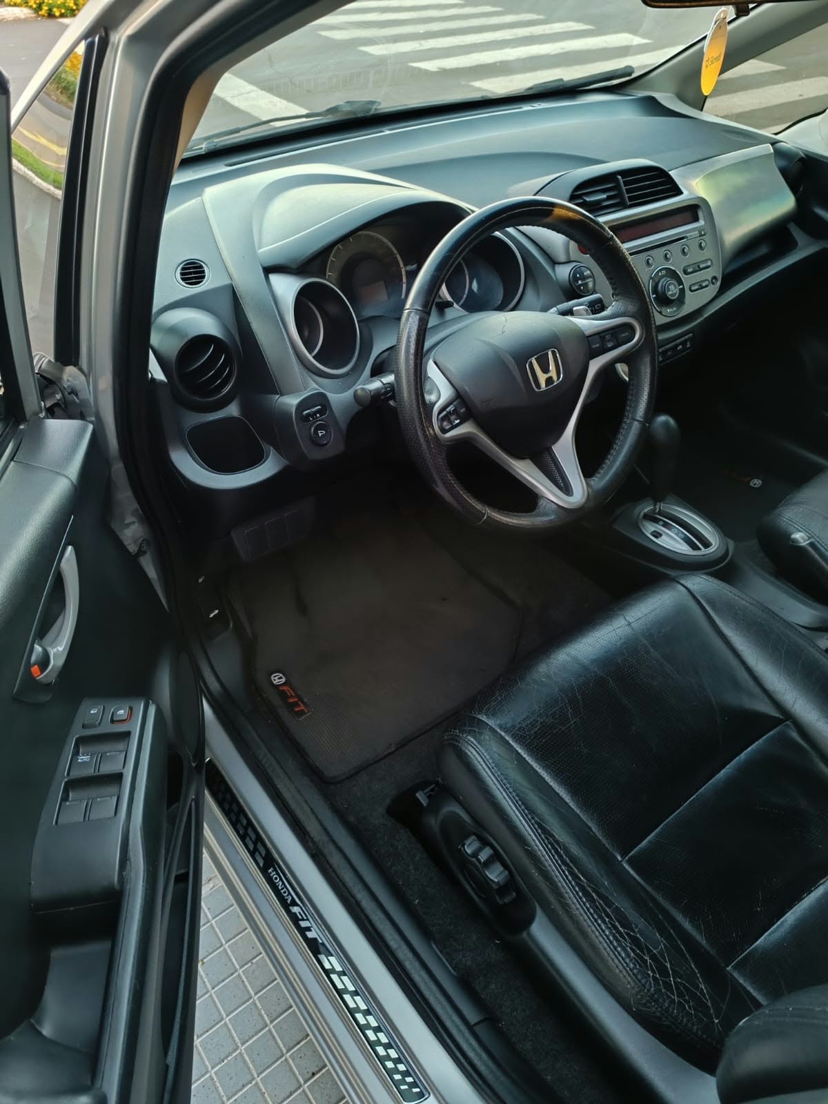 Honda Fit EXL Automatico — miniatura